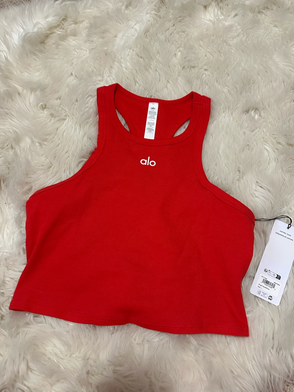 New with tags ALO Yoga bright Red aspire Tank